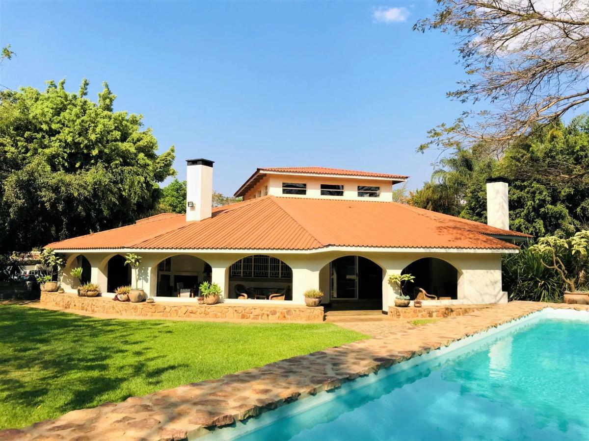 リロングウェ Africa House Malawiヴィラ エクステリア 写真